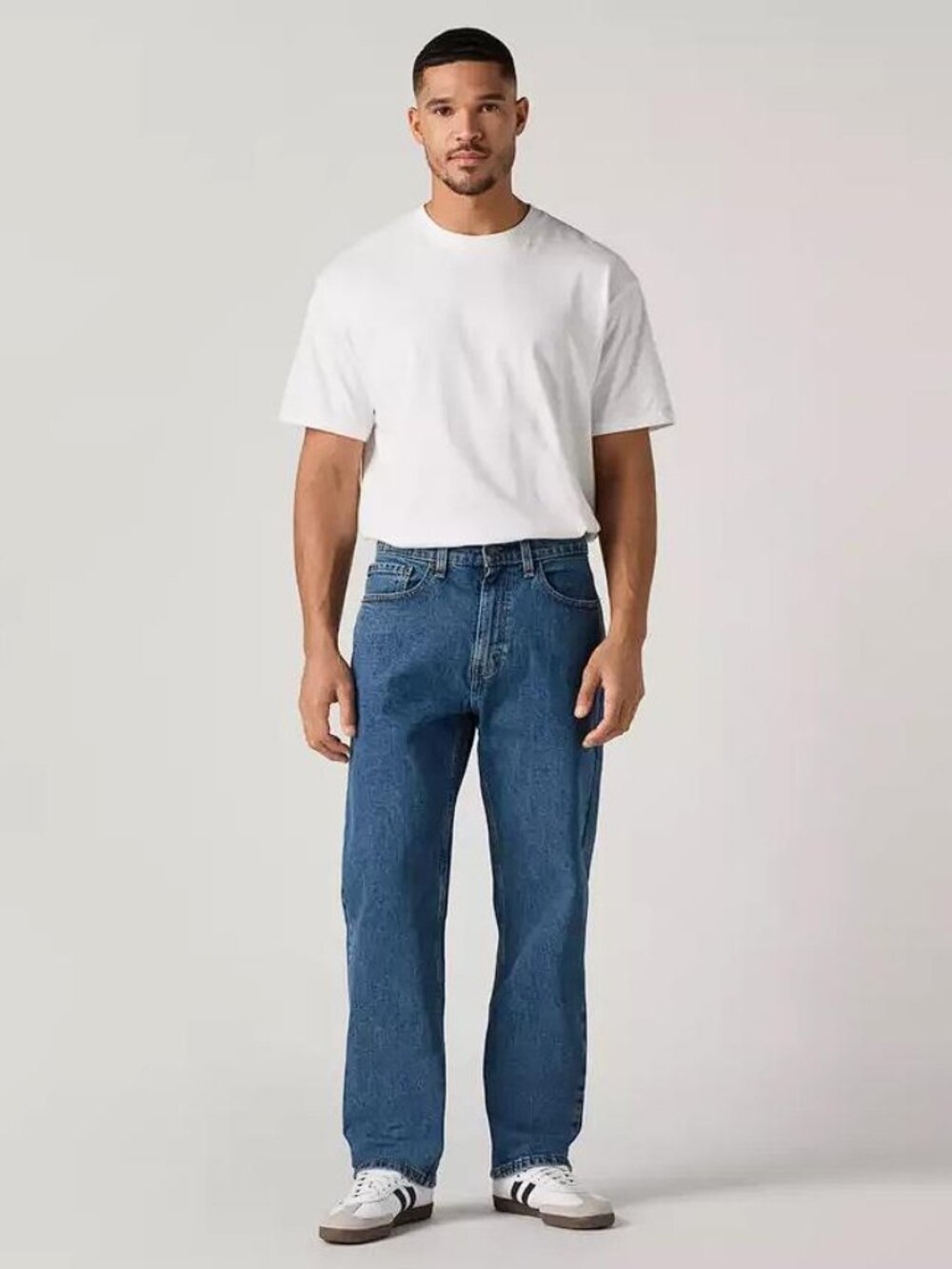 LEVI'S Men's 505 Regular Fit Jeans Size 34X29 In Medium Stonewash